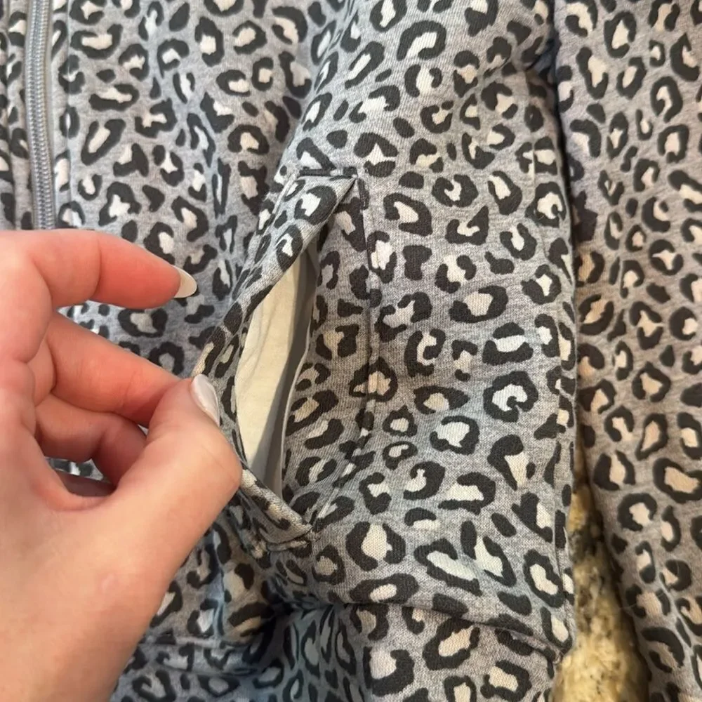 Old Navy Gray Leopard Print Kids Hoodie